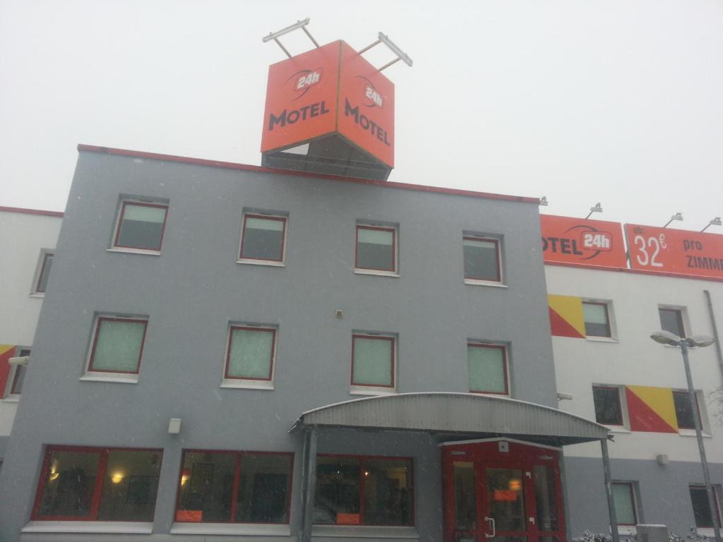 24h